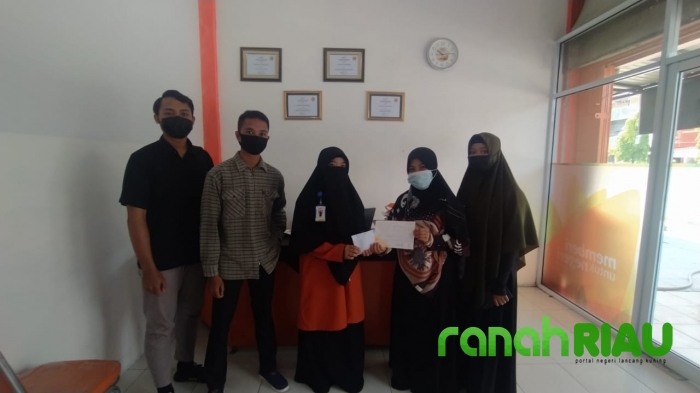 PK IMM KH Isyams salurkan bantuan donasi untuk Korban Banjir NTT melalui Lazismu Pekanbaru